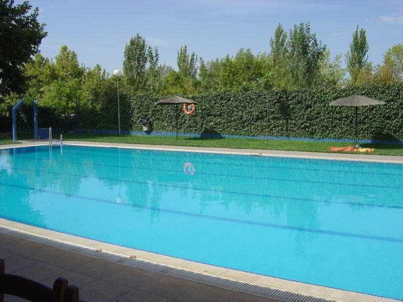 Camping فوينتيه دي بيدرا المظهر الخارجي الصورة